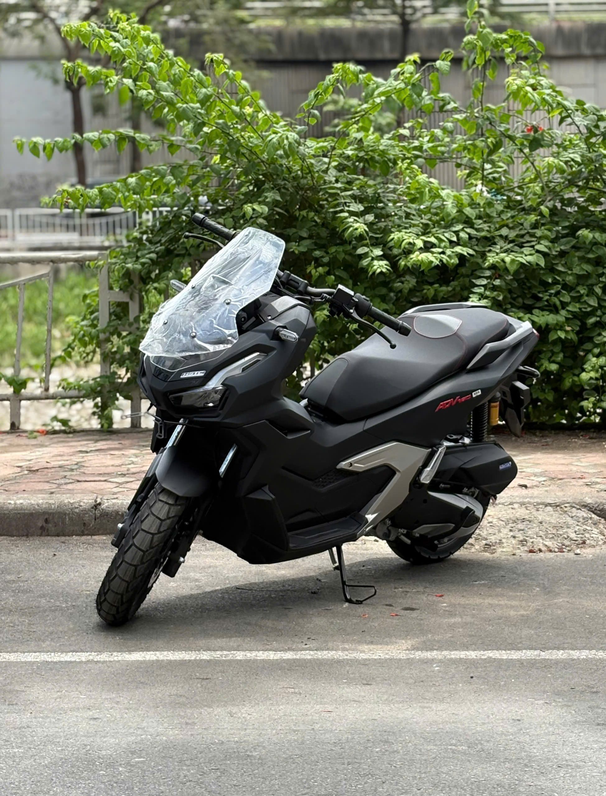 honda ADV 160 2026 màu đen new - Image 5