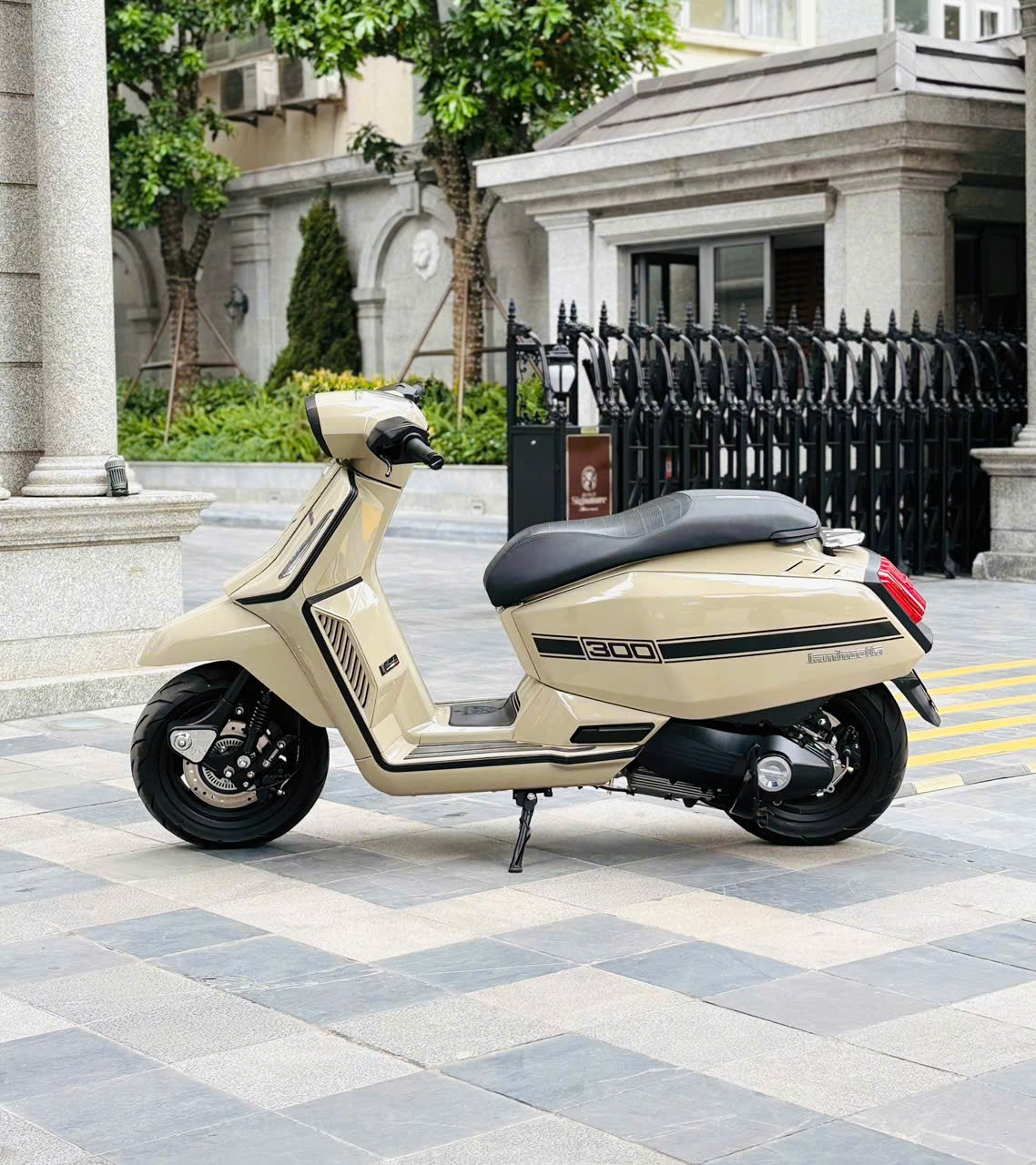 Piagio Lambeetta 2026 800km