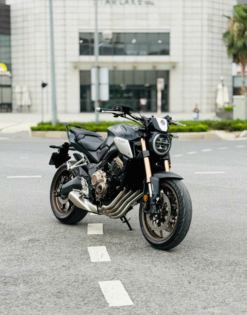 Honda CB 650r 2022 29A1_305.24 - Image 4
