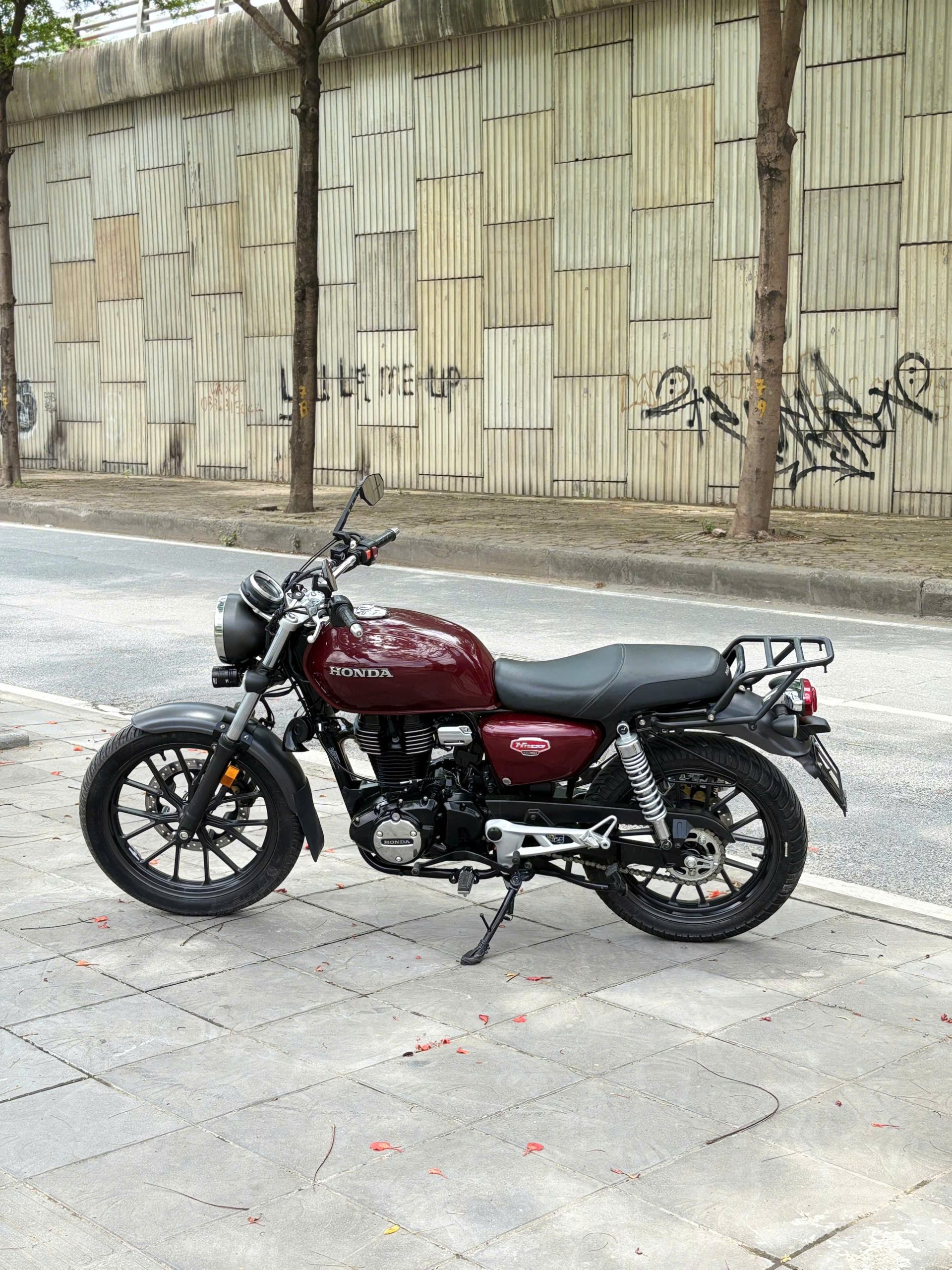 cb hness 350 2024 K: 002377