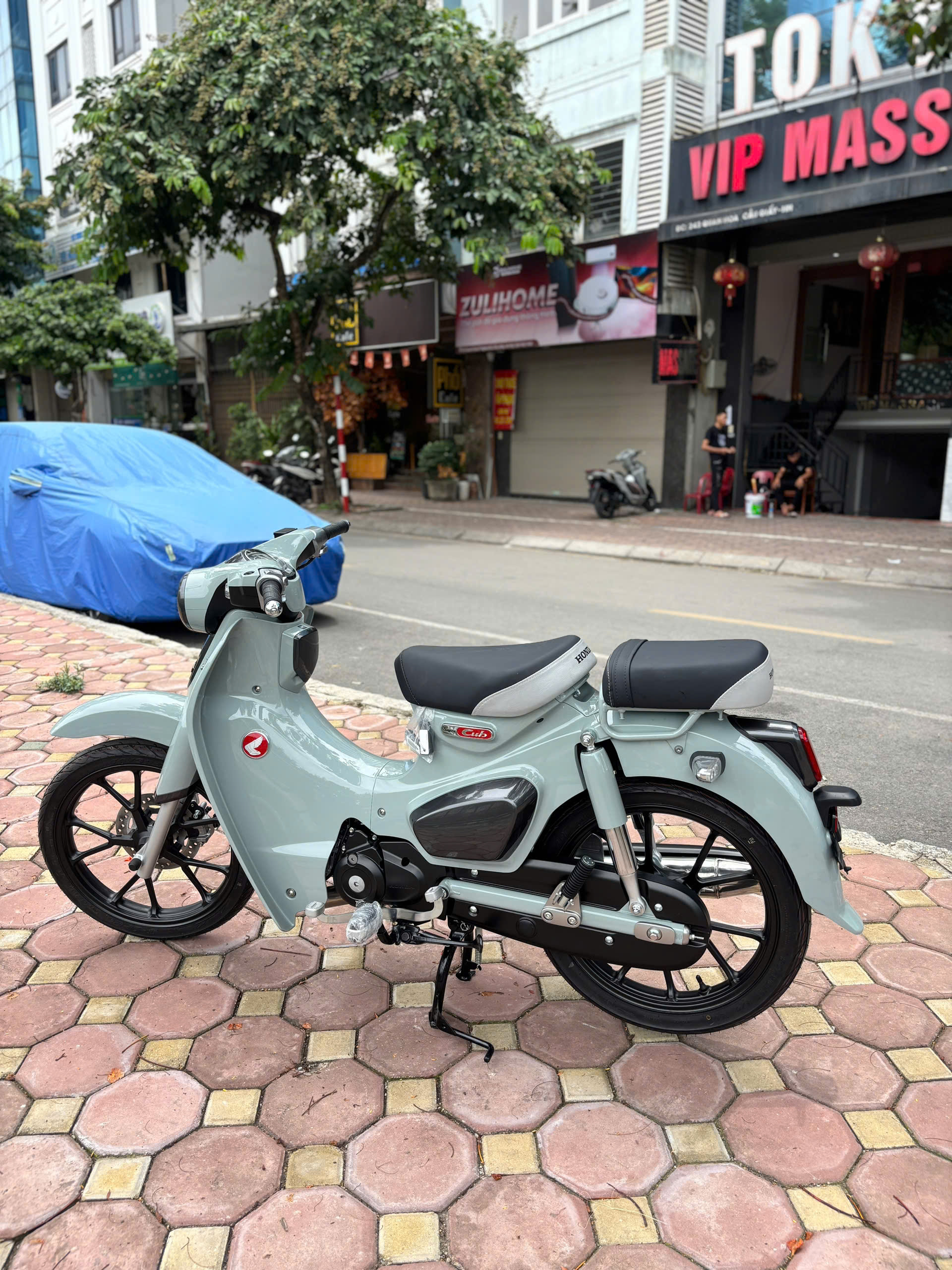 honda cub custom xi măng 2025