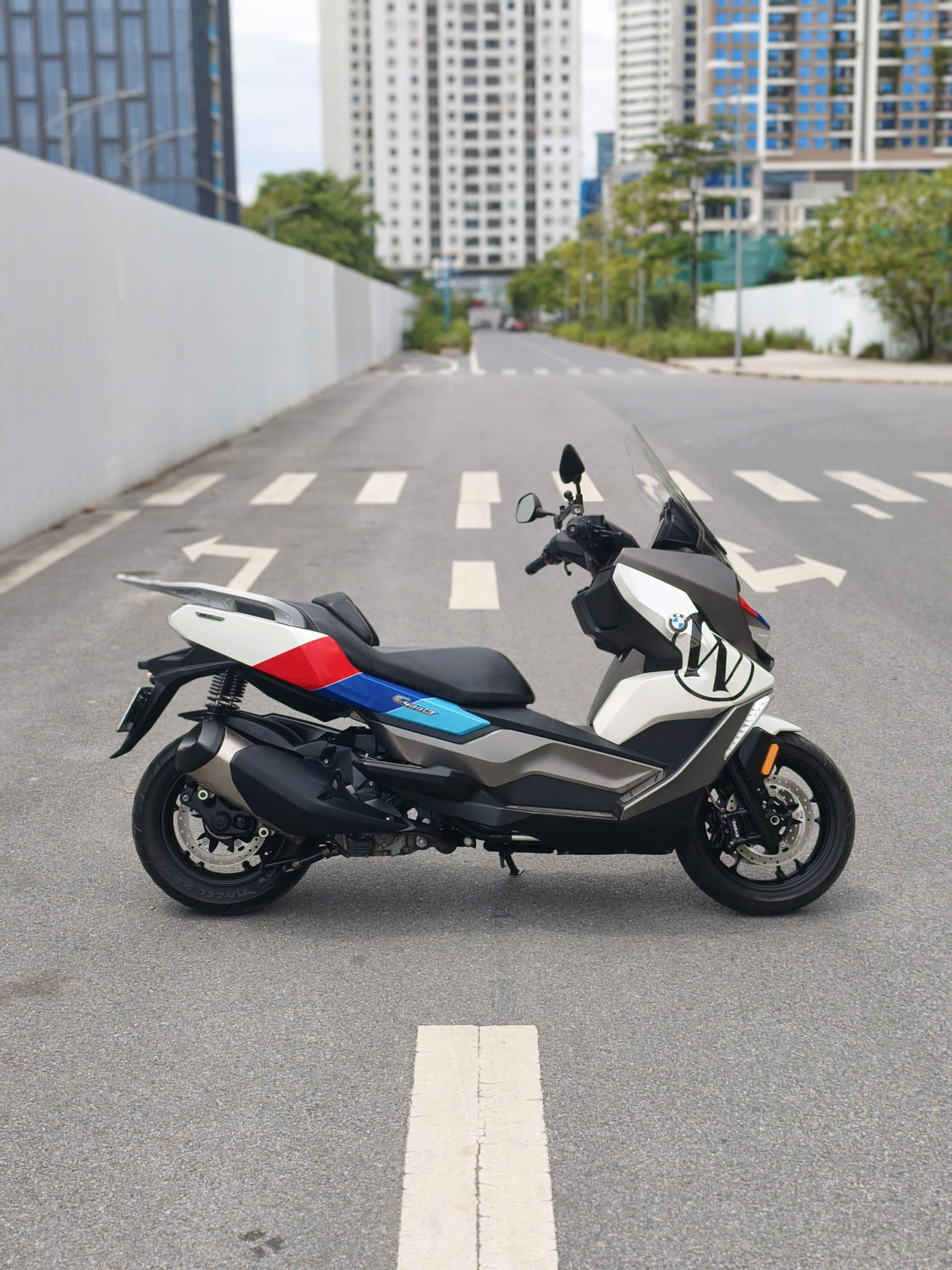 BMW c400gt 2020 29A1-271.52 - Image 2