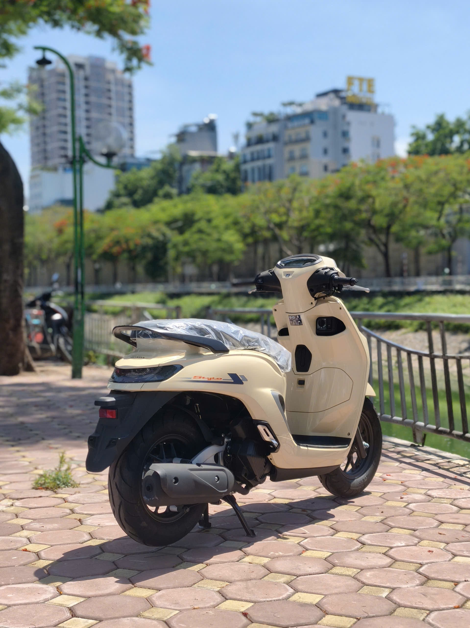 honda stylo 160 cbs 2026 vàng giá liên hệ - Image 3