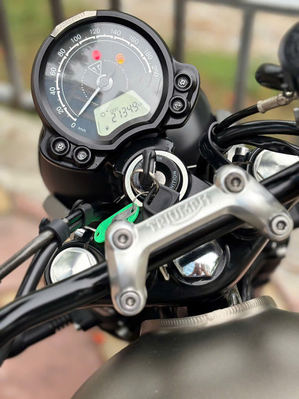 Triumph_Street_Twin • Biển số: 29A1_259.32 • Dung tích: 900cc • Đăng ký: 2022 - Image 2