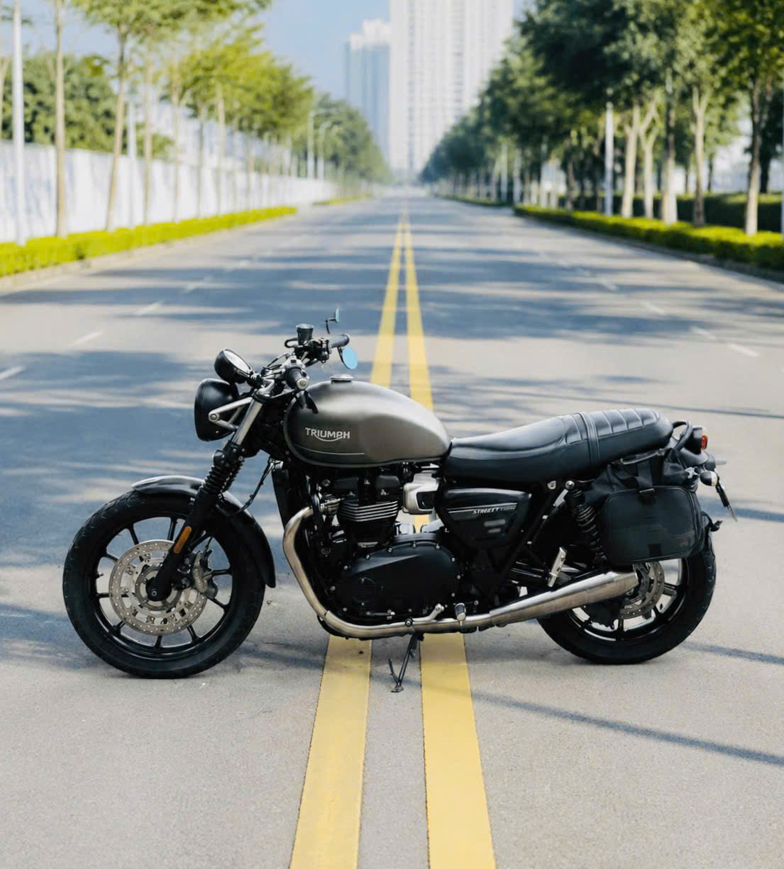 Triumph_Street_Twin  • Biển số: 29A1_259.32  • Dung tích: 900cc • Đăng ký: 2022