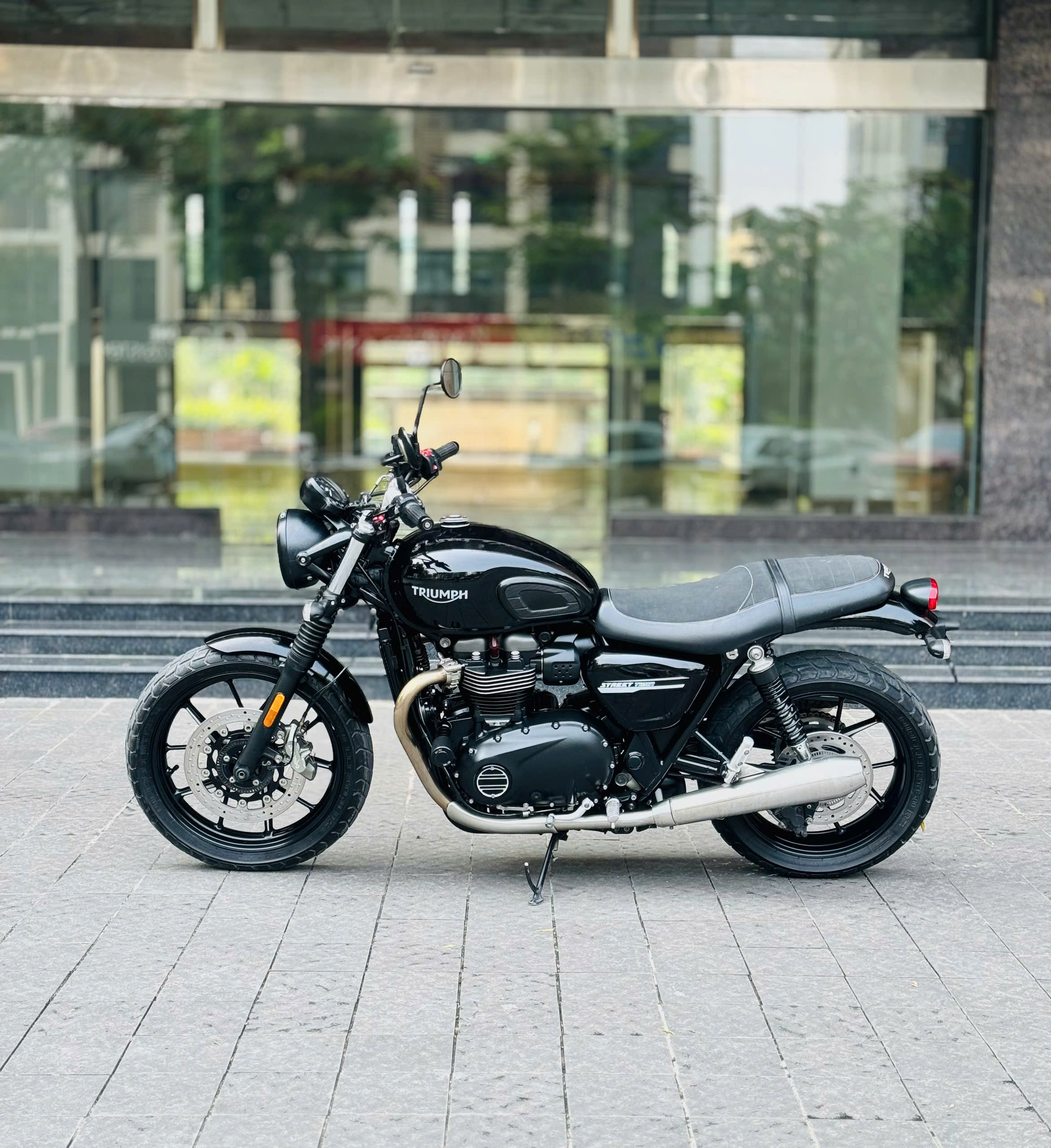 Triumph Street Twin 900 - 2020 K: 965571